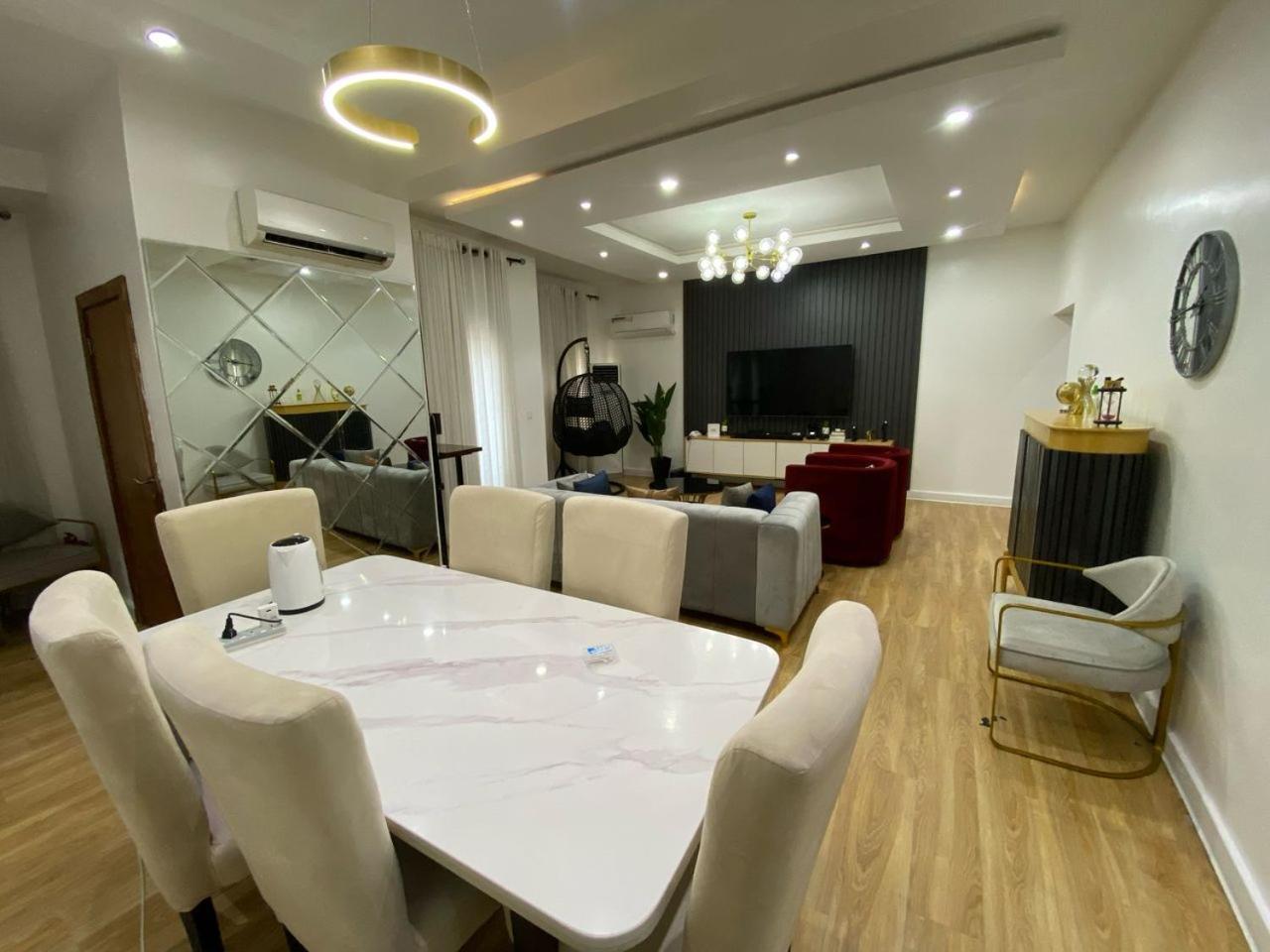 2-Bedroom Furnished Apartment - Lekki Лагос Екстериор снимка
