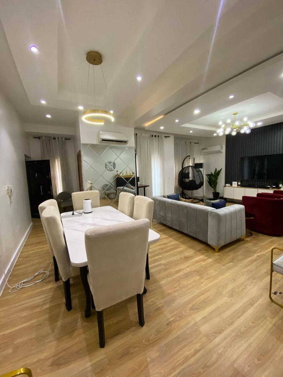 2-Bedroom Furnished Apartment - Lekki Лагос Екстериор снимка